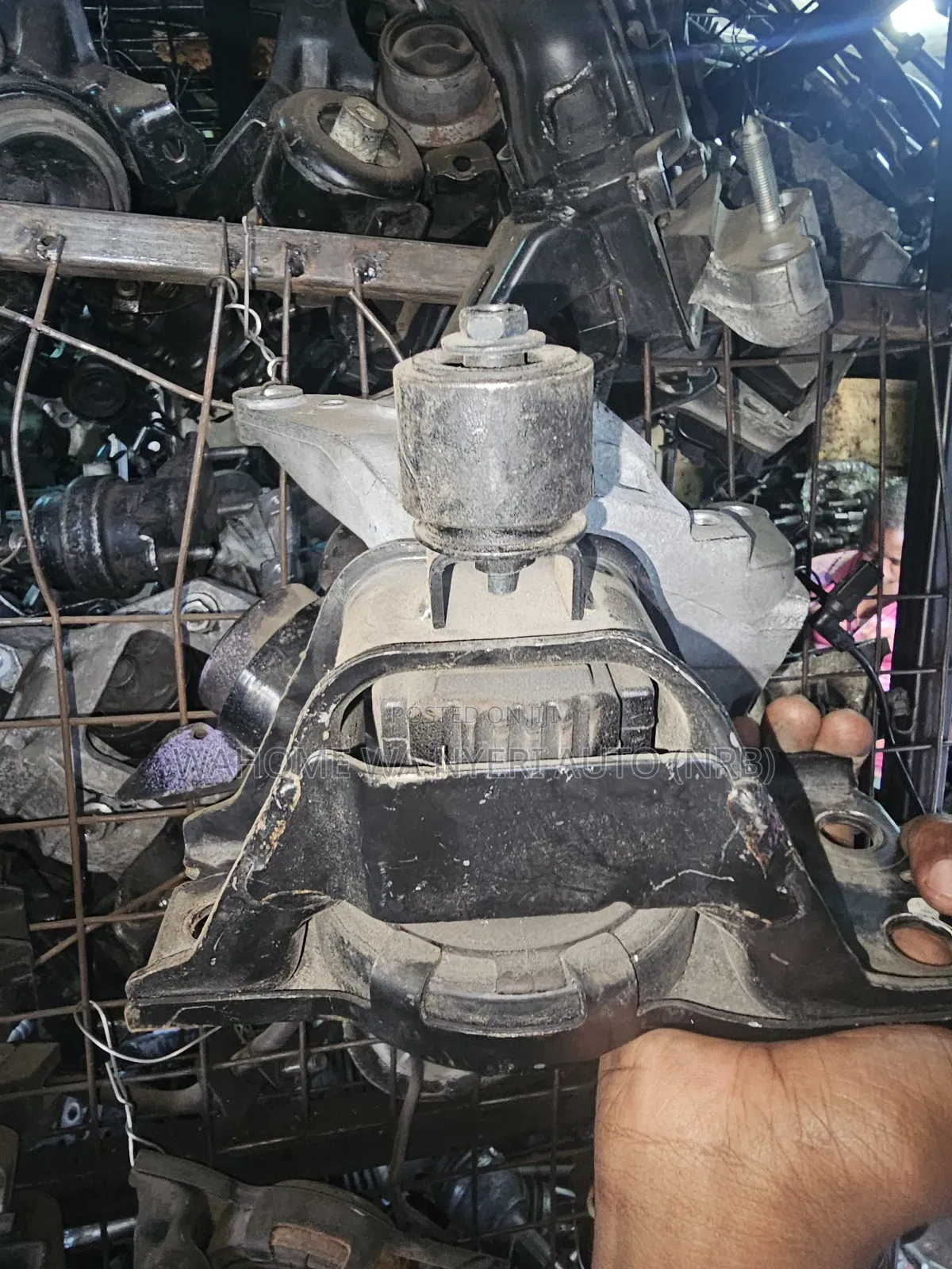 Extrail New Model T32 Engine Mounting