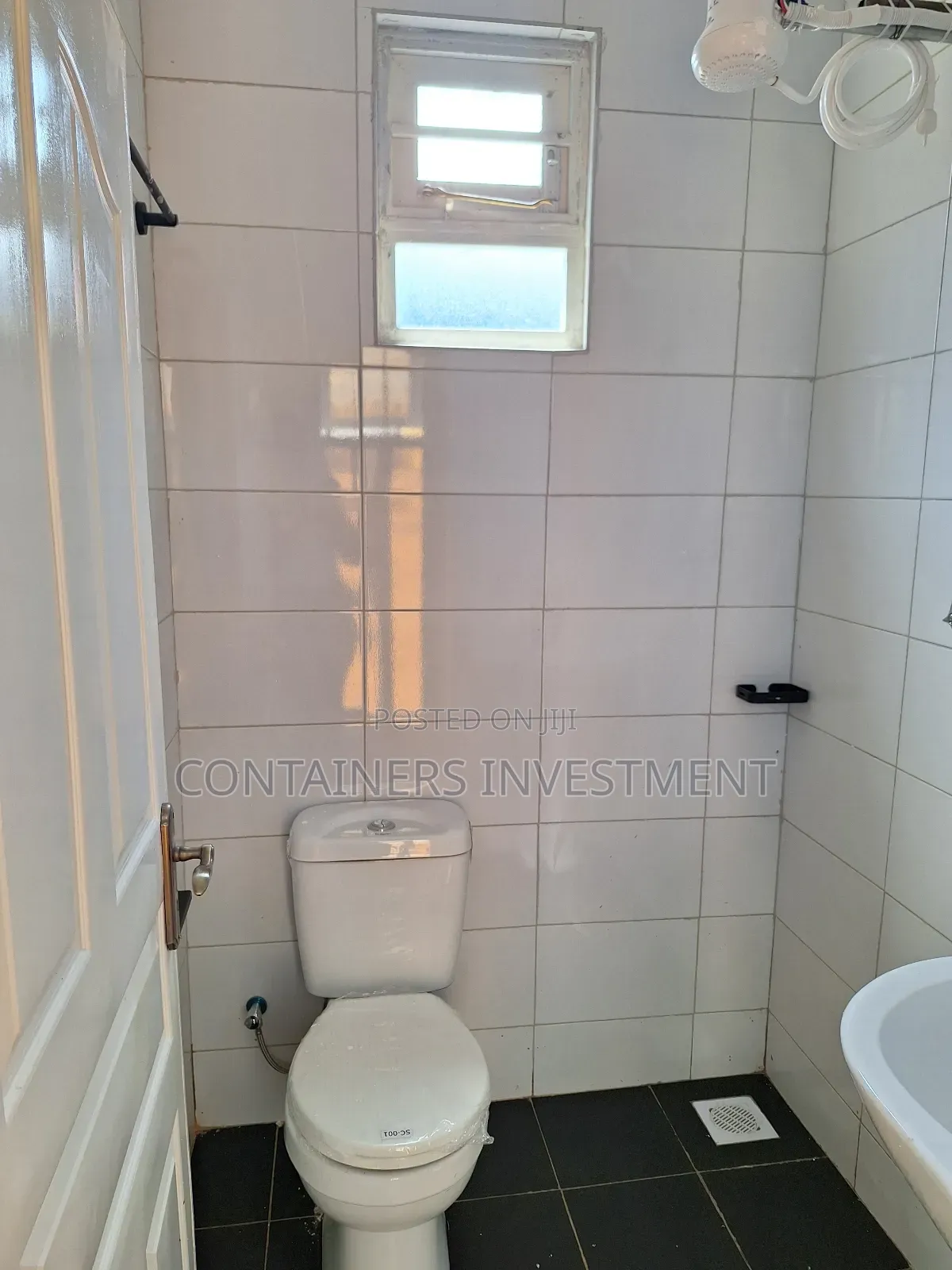 One Bedroom Container House- Cosy and Luxurious.