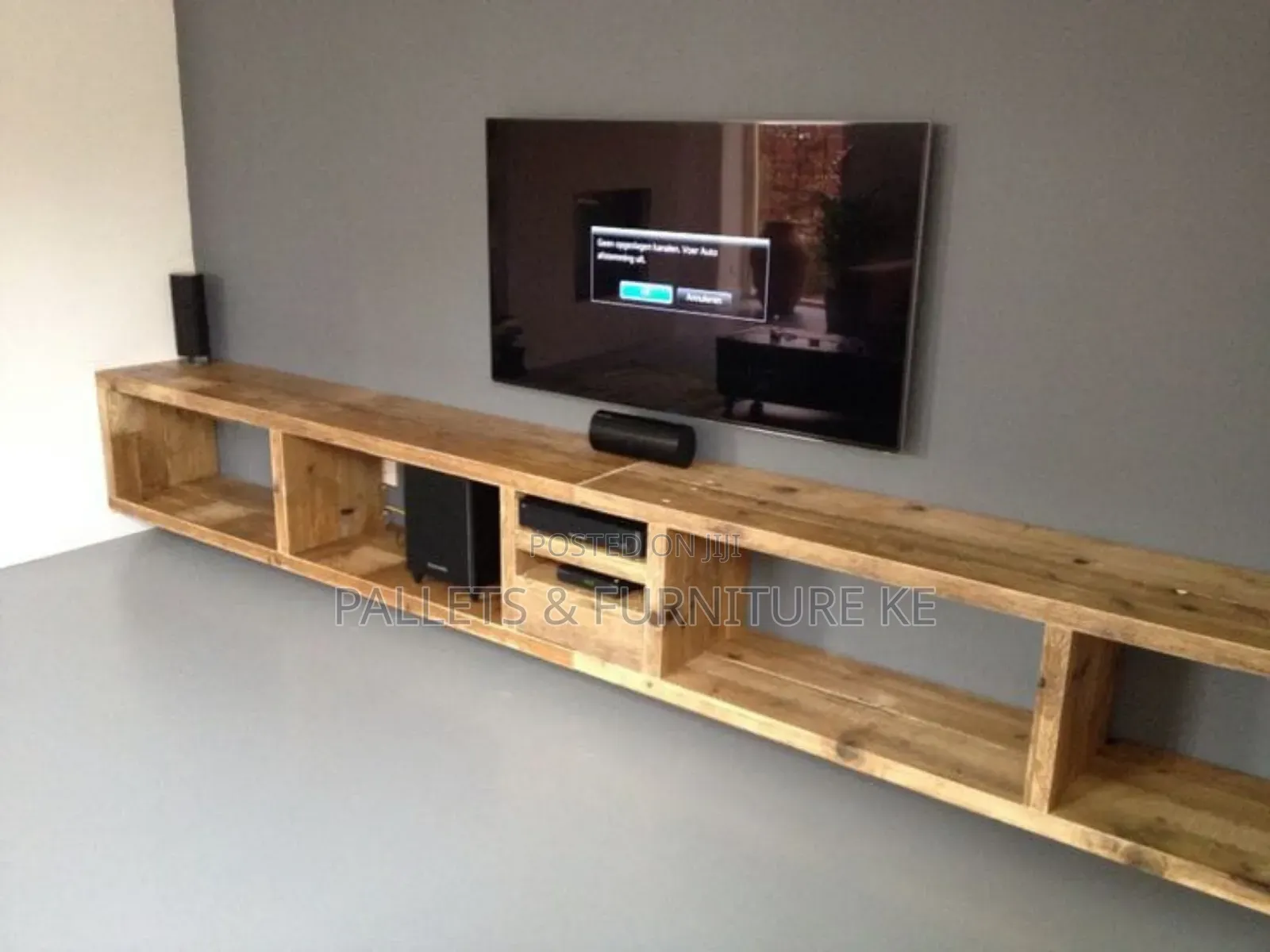 Pallet Tv Table