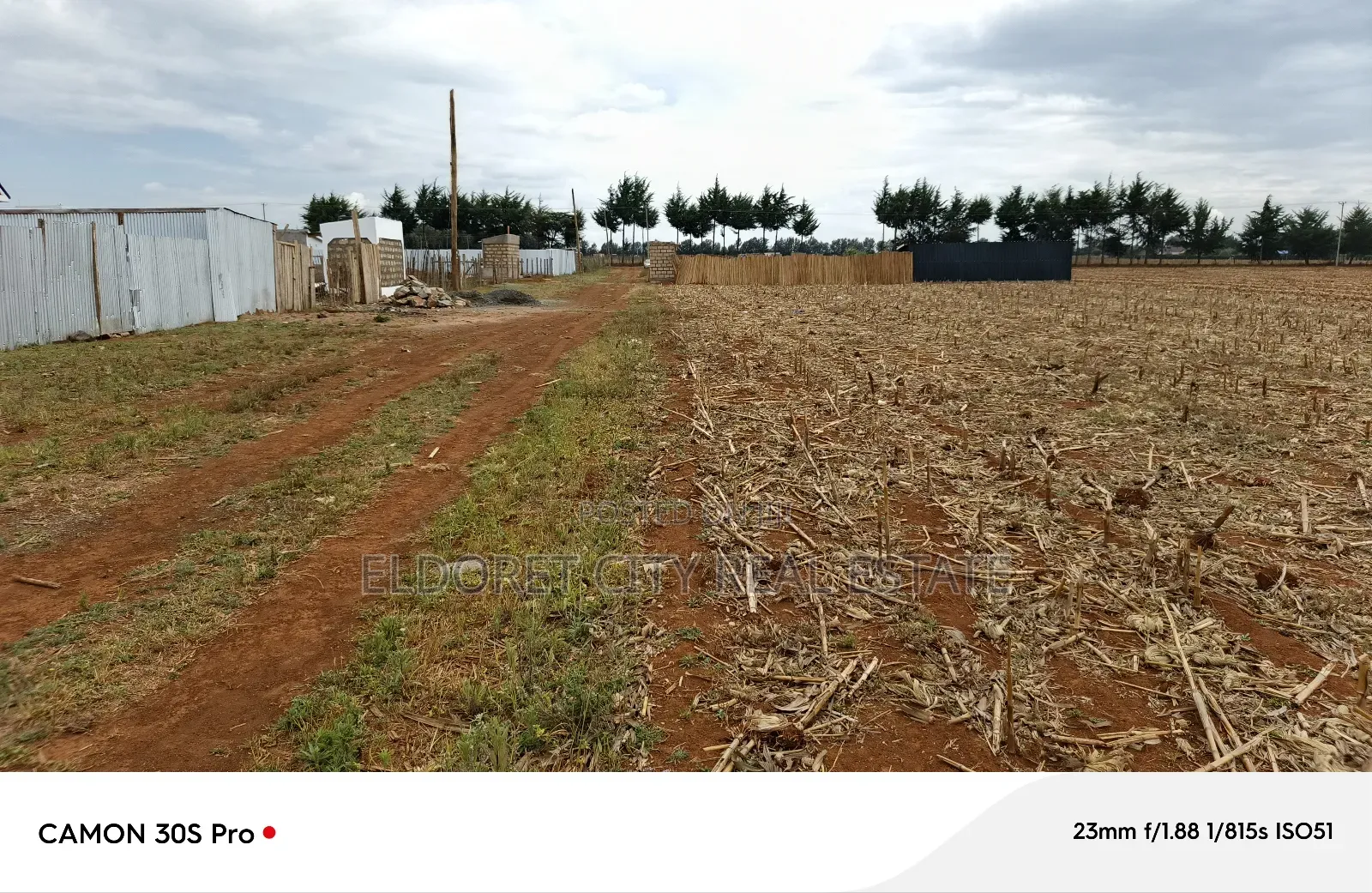 1/8 Plots Marura Chamaluk With Title