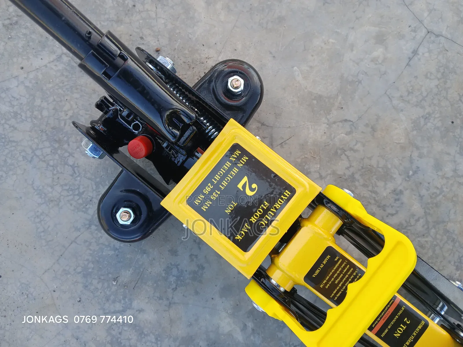 Hydraulic 2 Tonnes Vertical Car Jack