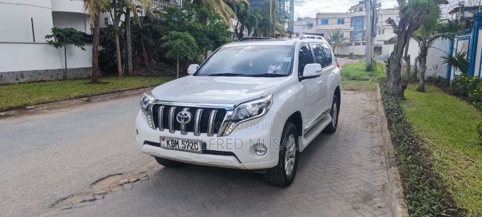 Toyota Land Cruiser Prado 2.8 2017 White