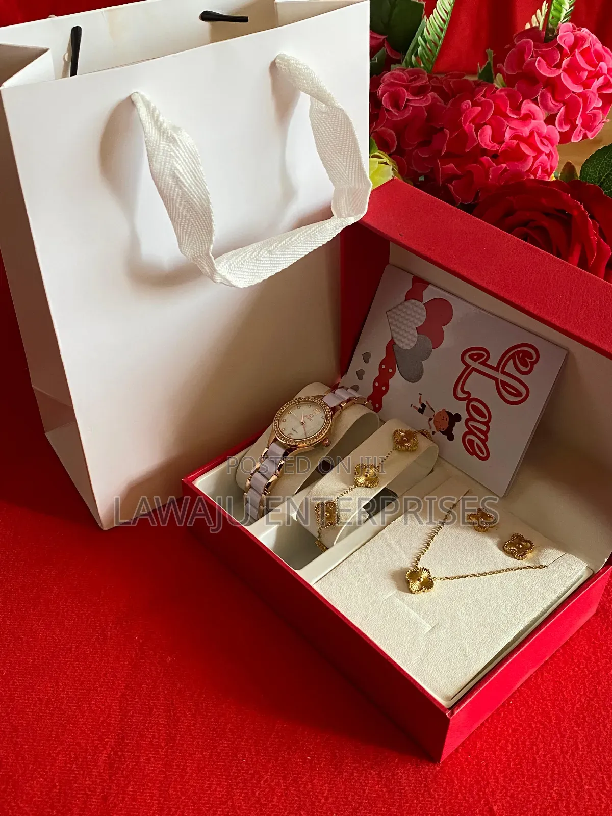 Seno Valentine's Ladies Gold Gift Set