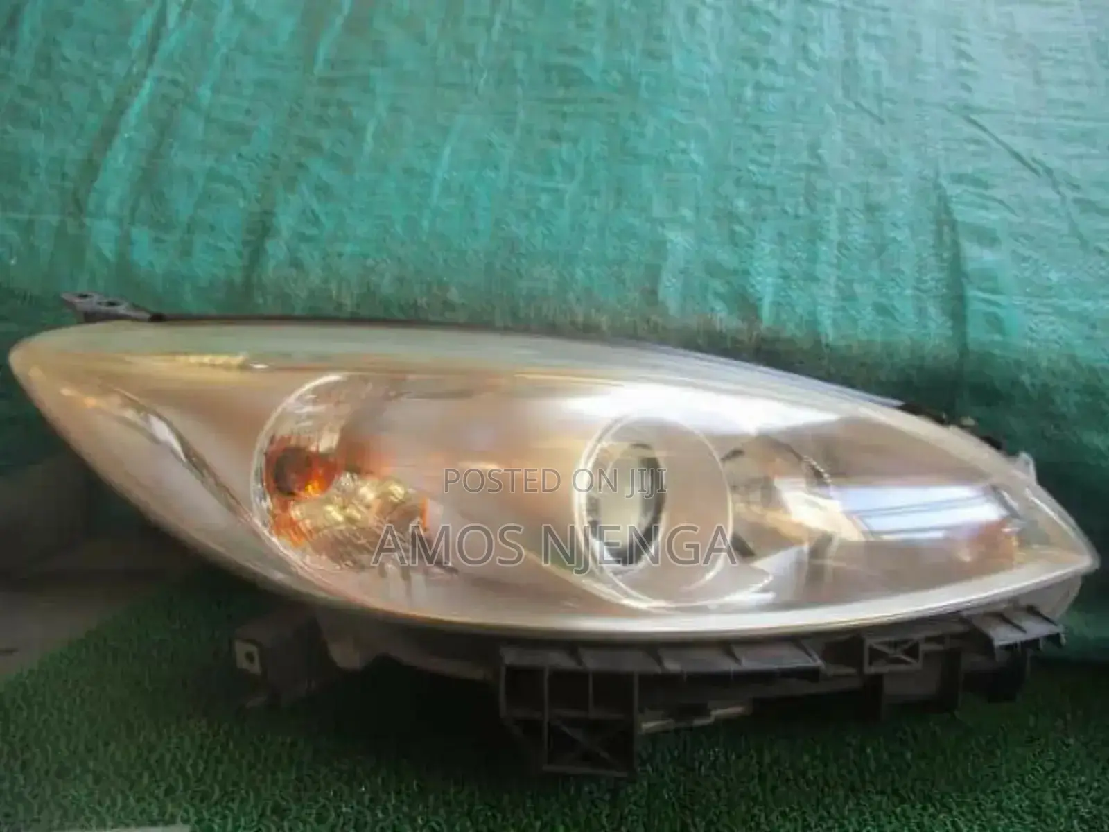 Mazda Premacy 2012 X-Japan Headlight