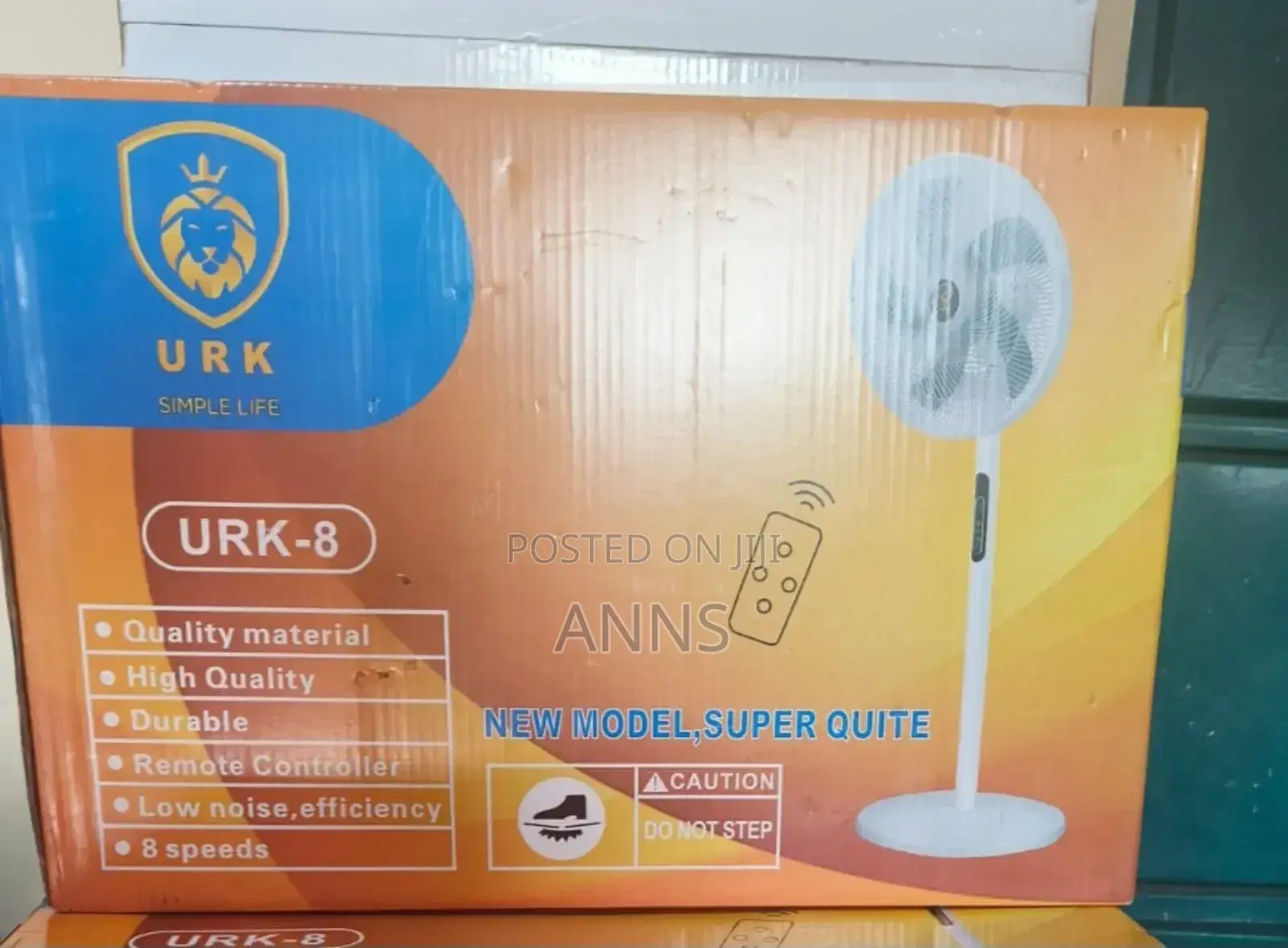 Urk 16" Fan With Remote- 5 Blade