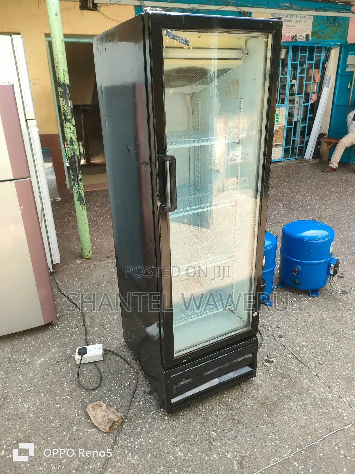 285 Litres Cooler ( Display Fridge ^)