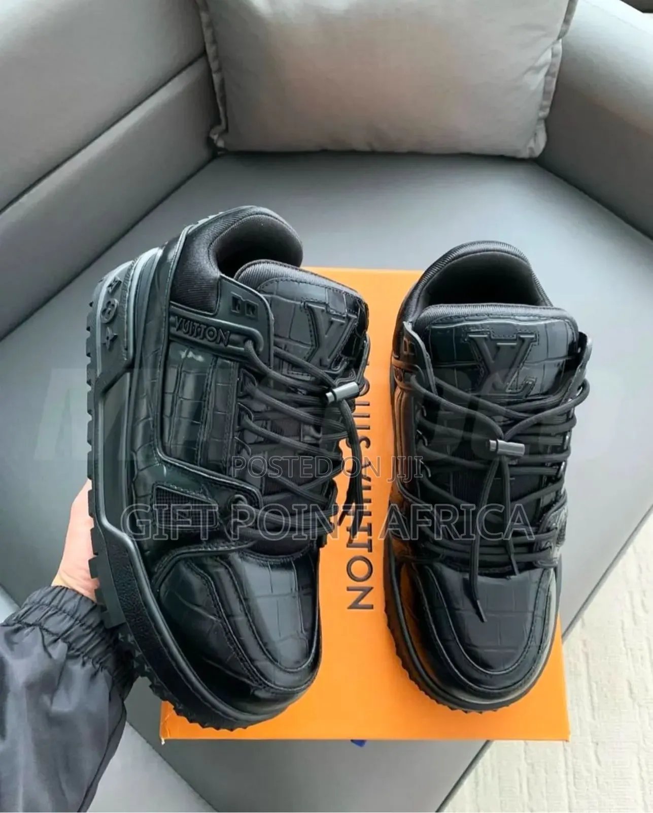 Luis Vuitton Maxi Sneakers