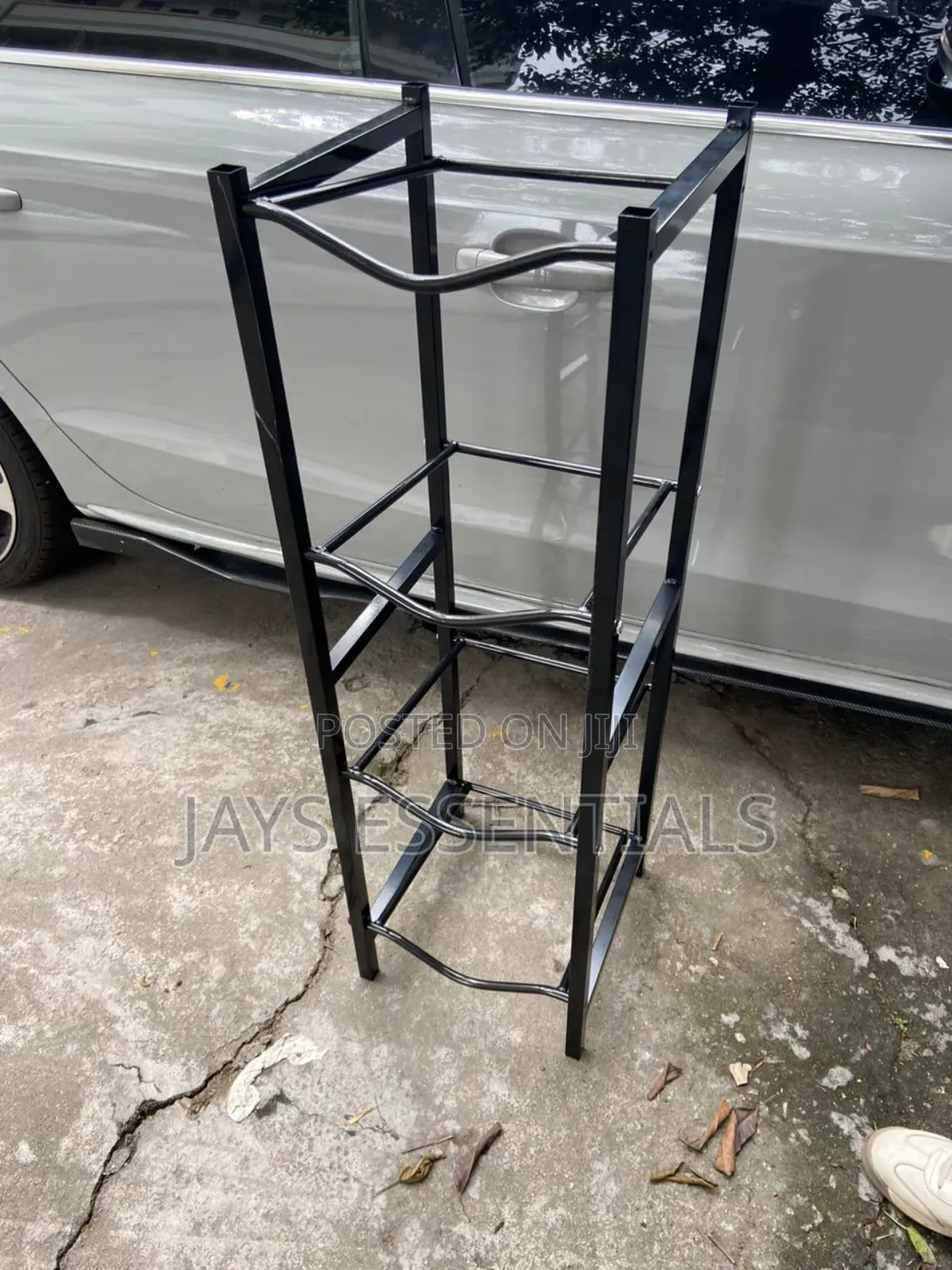 4 Water Bottle Metallic Rack