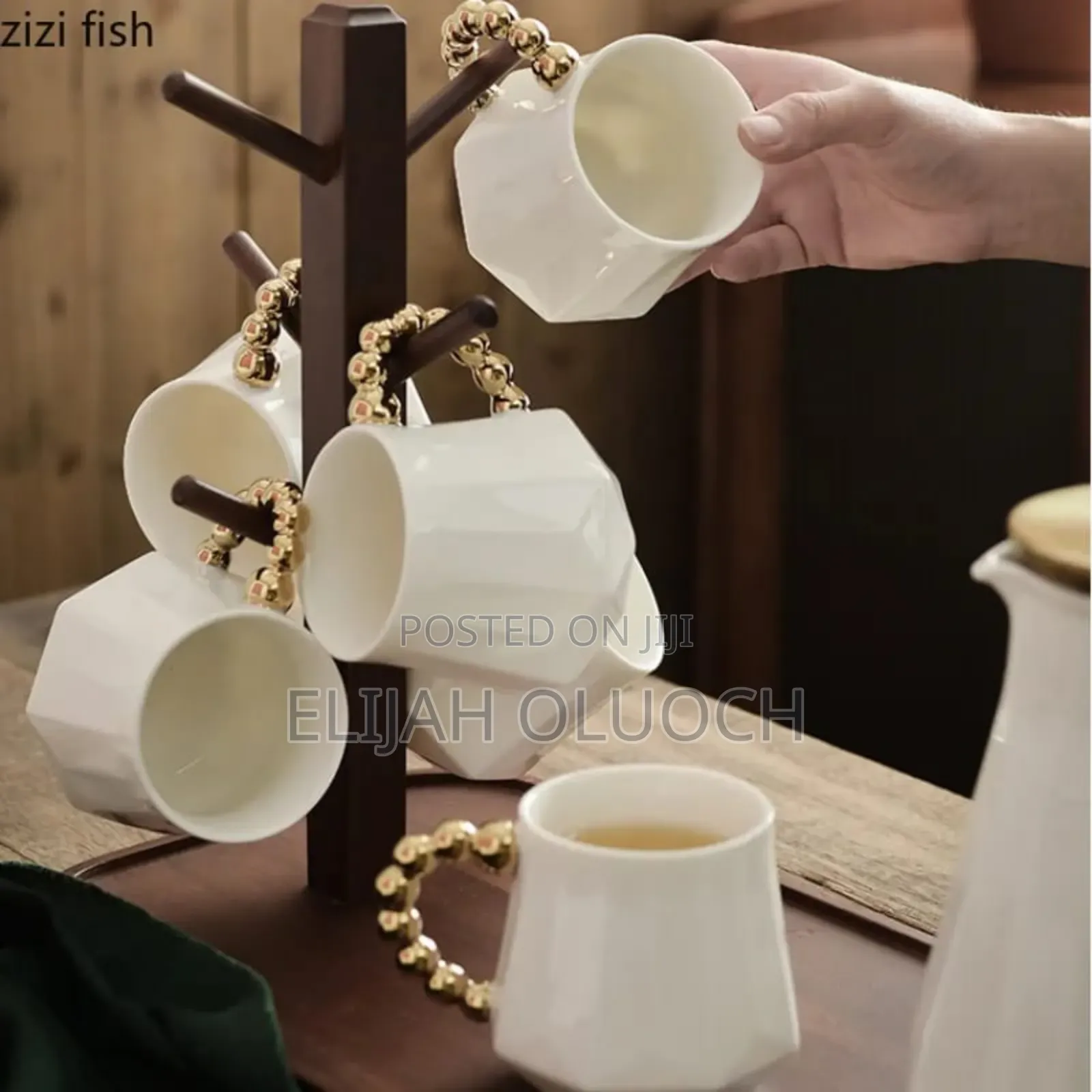 Luxurious Tea Set With Golden Handle*