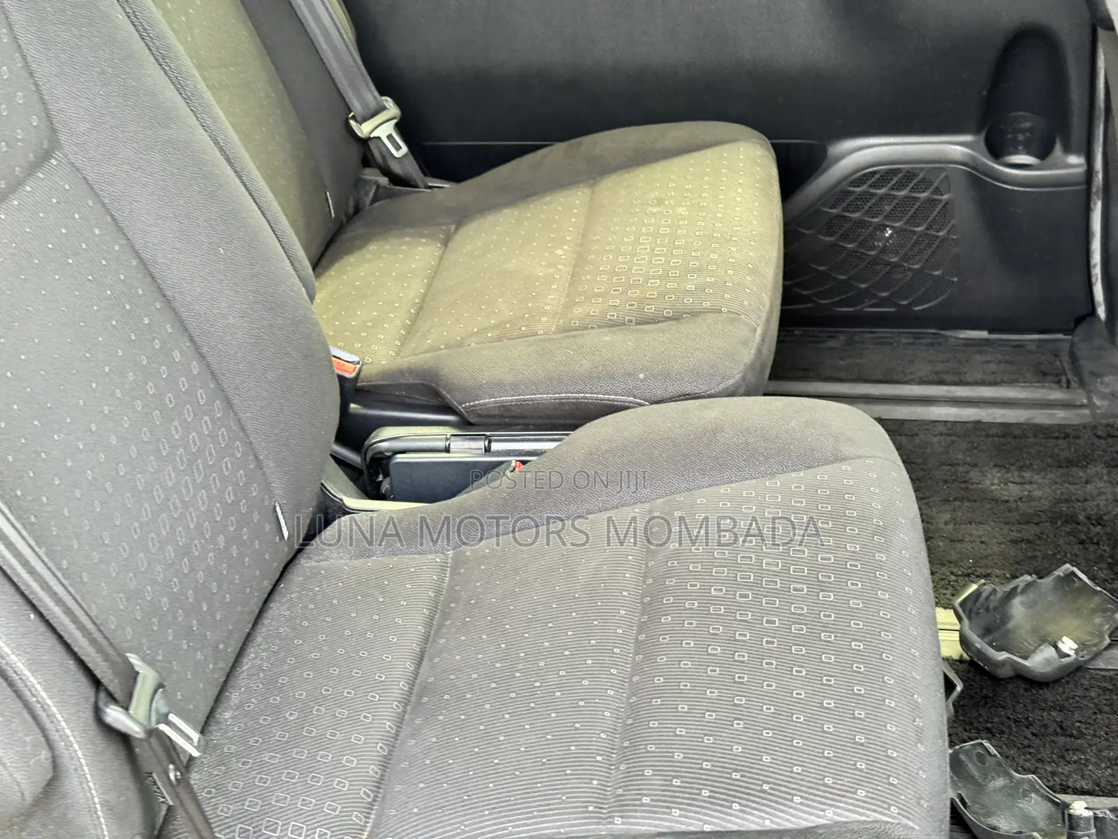 Toyota Noah 2018 Purple