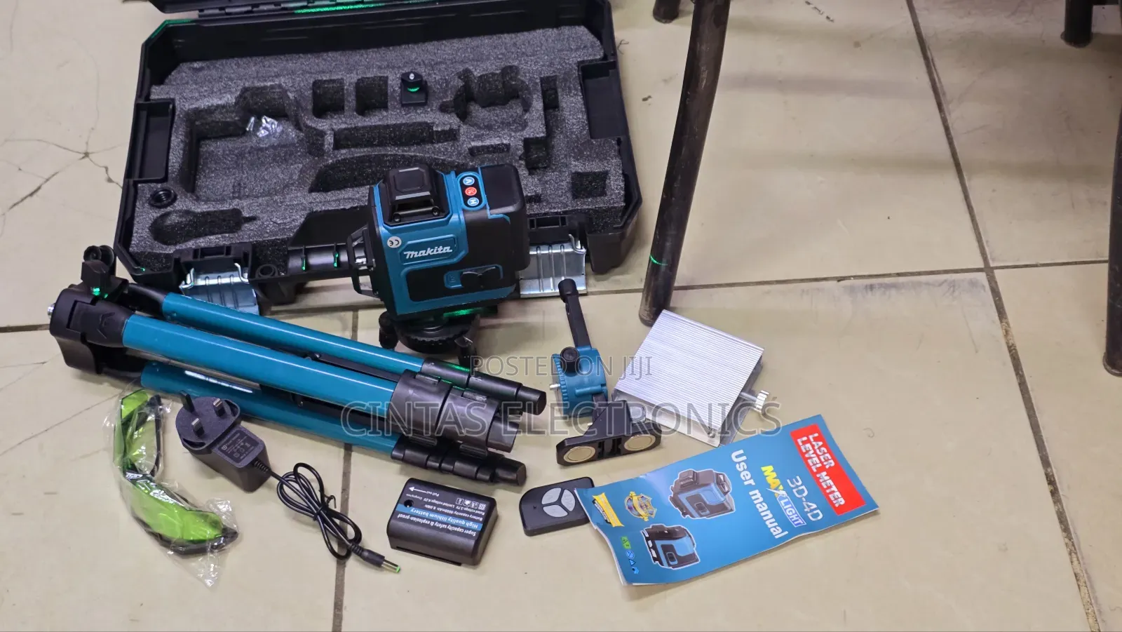 Accurate Laser Level Meter (Makita)