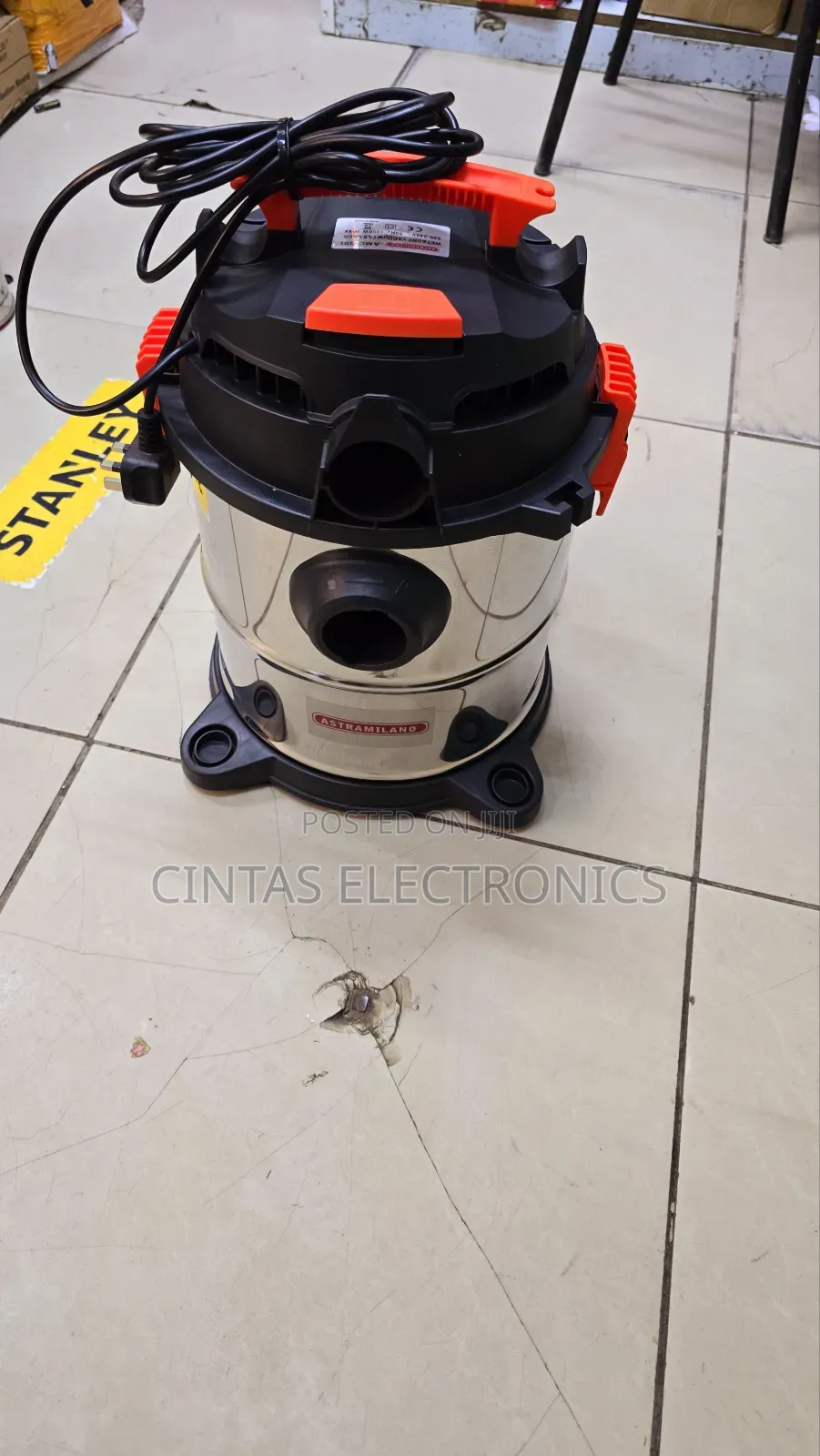 Commercial 20l Vacuum Cleaner