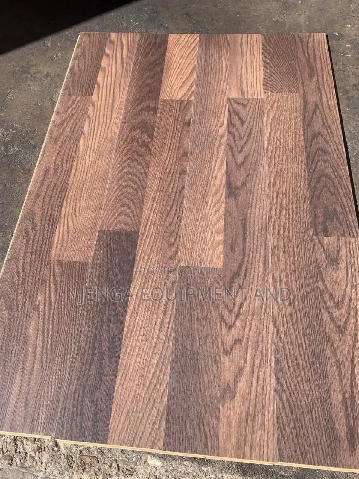 Wood Laminate Planks