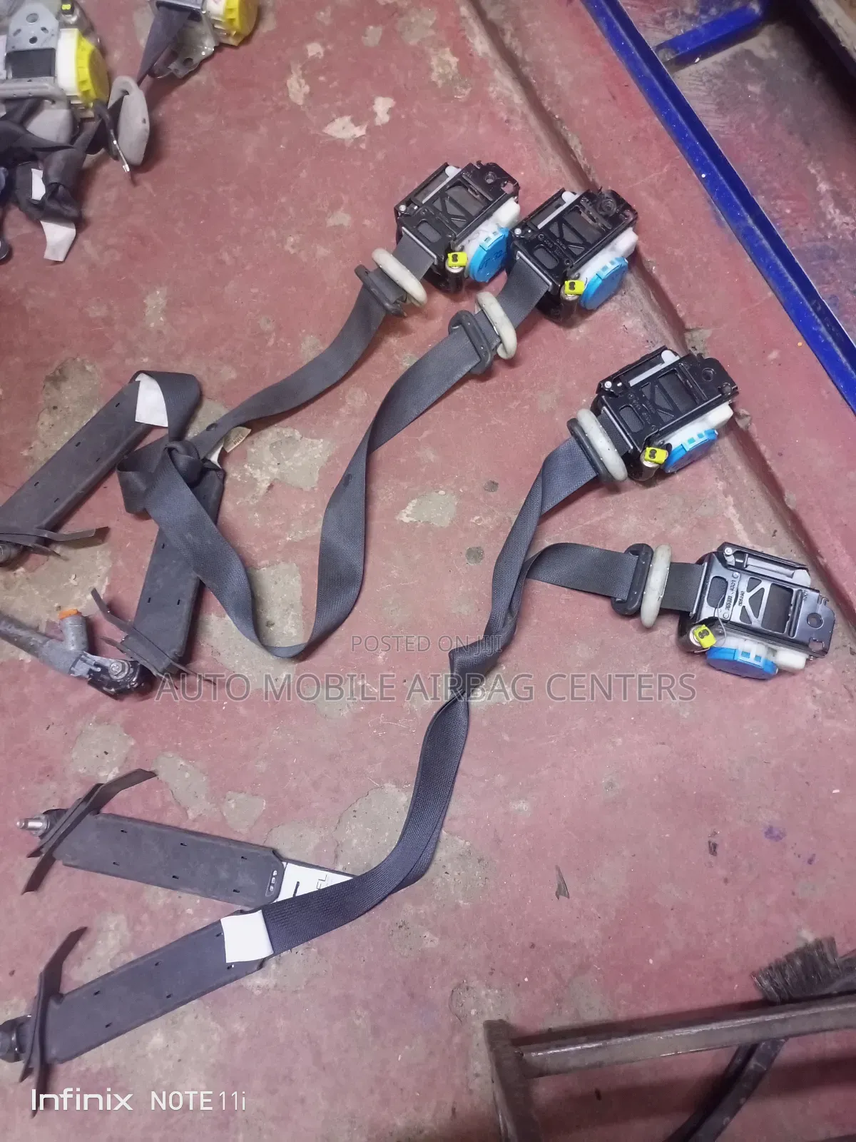 Nissan X-Trail Nt 32 Seat Belts