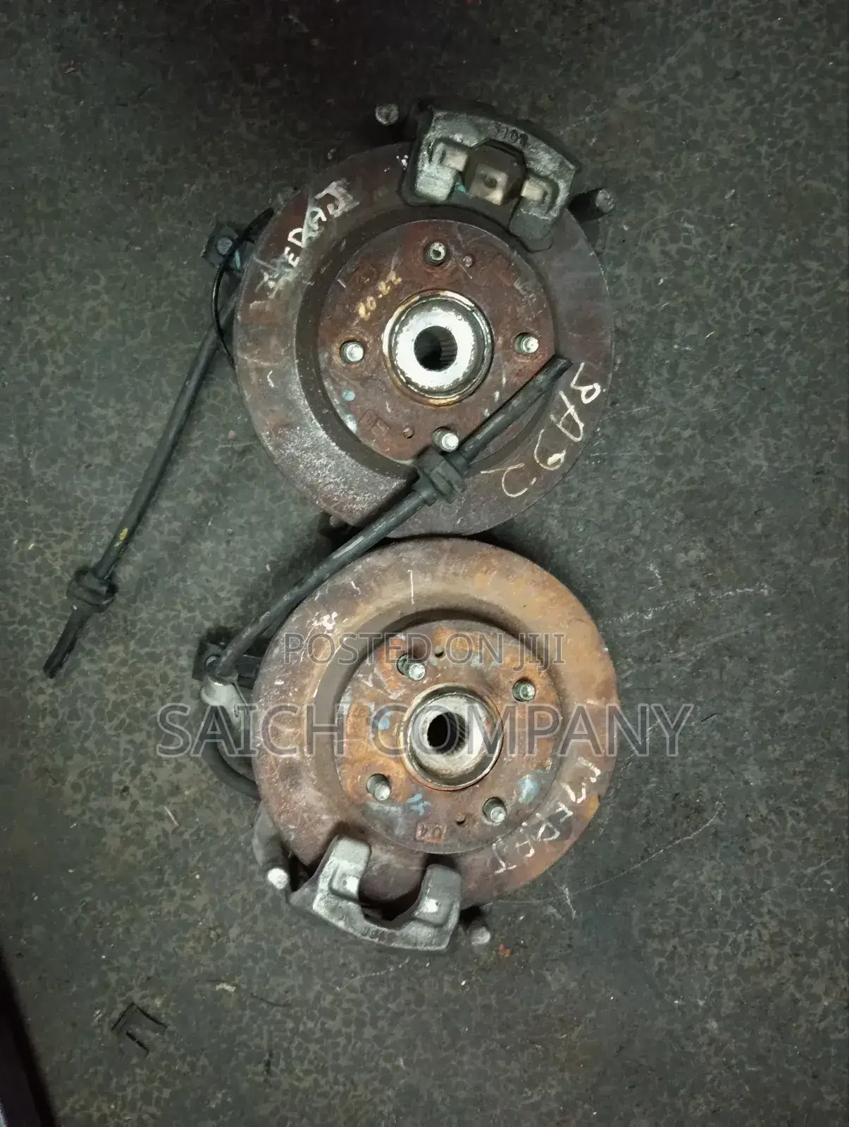Mitsubishi Mirage Front Wheel Hubs