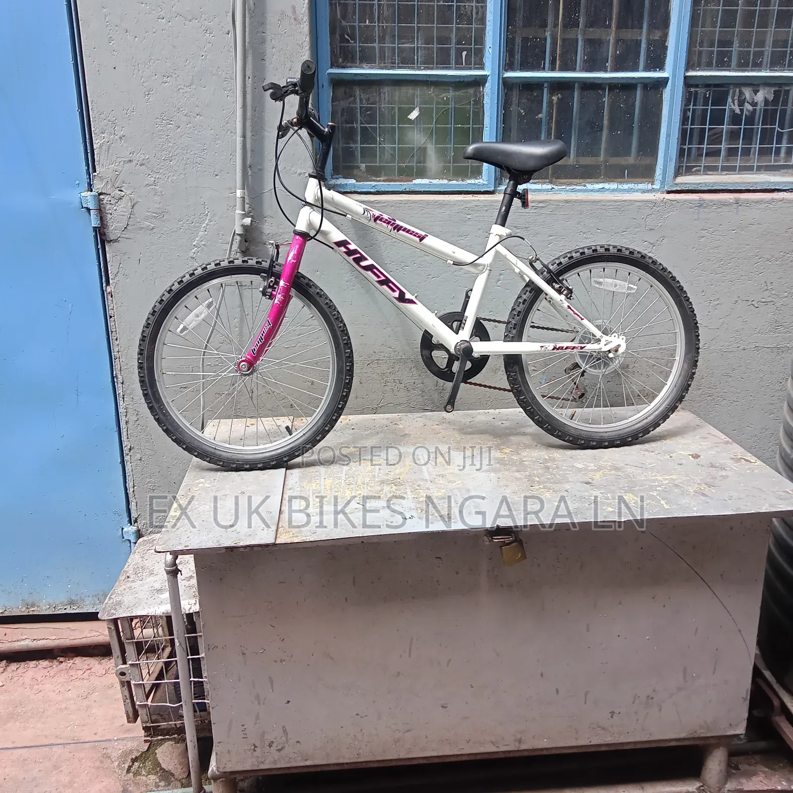 EX UK Size 20 Huffy Kids Bicycle