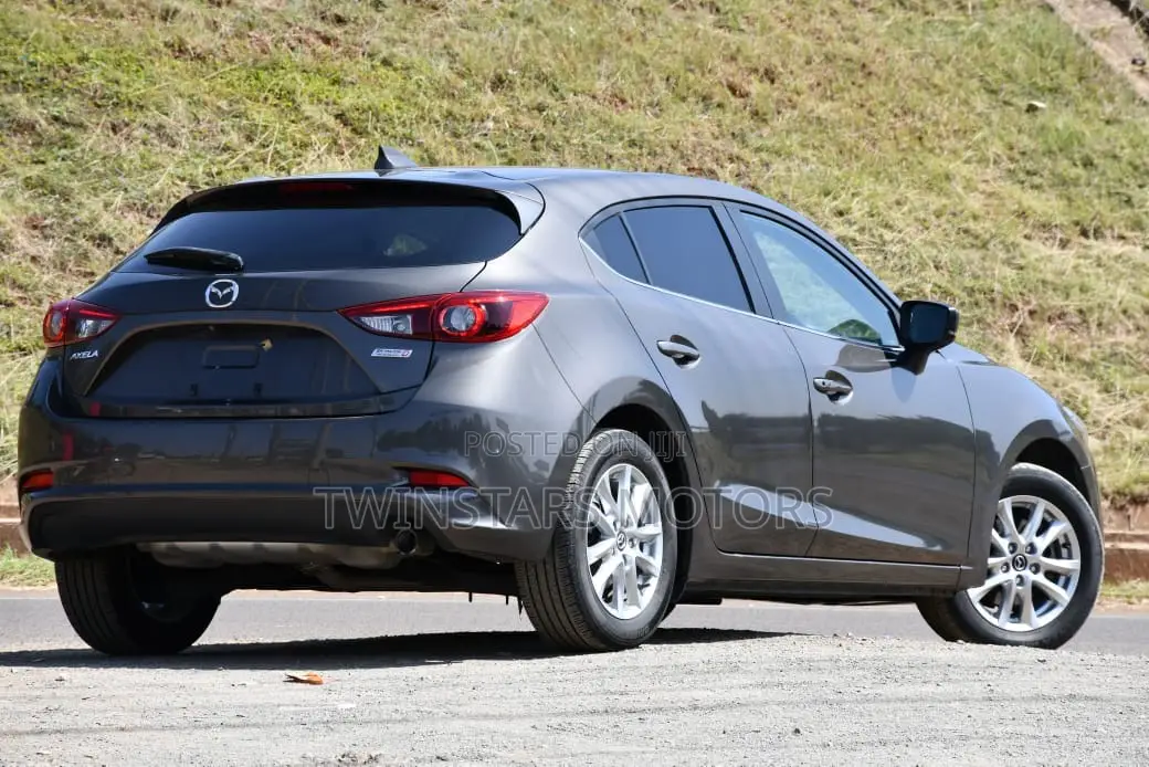 Mazda Axela 2019 Gray
