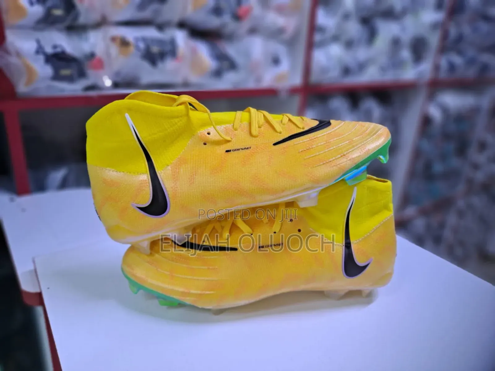 Nike Phantom Luna Football Boots