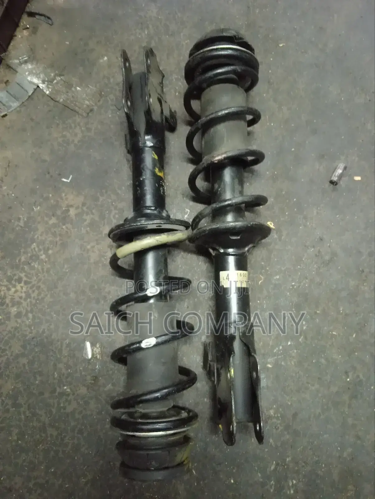 Suzuki Alto 2015  Shock Absorbers