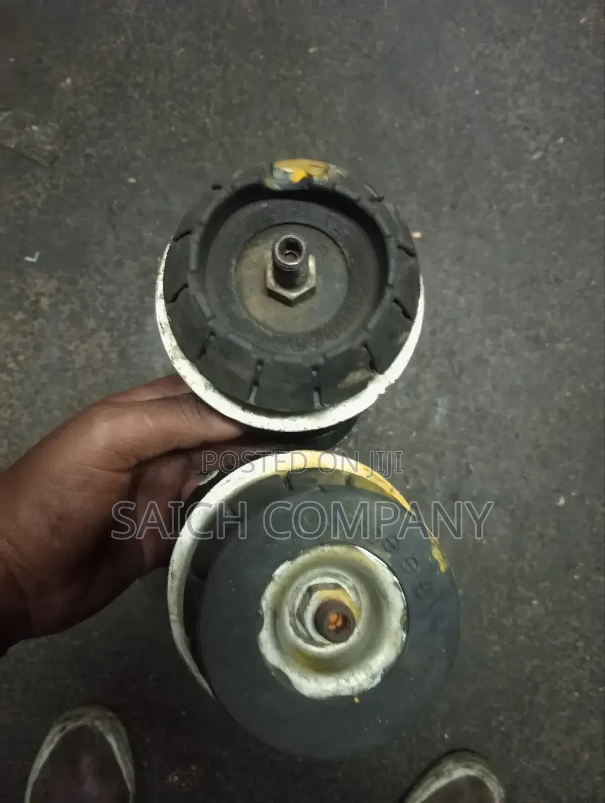 Suzuki Alto 2015  Shock Absorbers