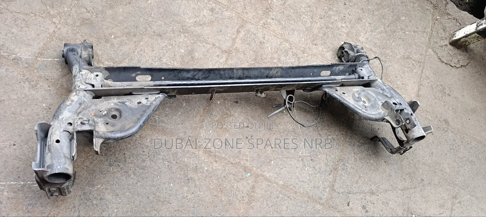 Nissan Serena E25 Cross Member.