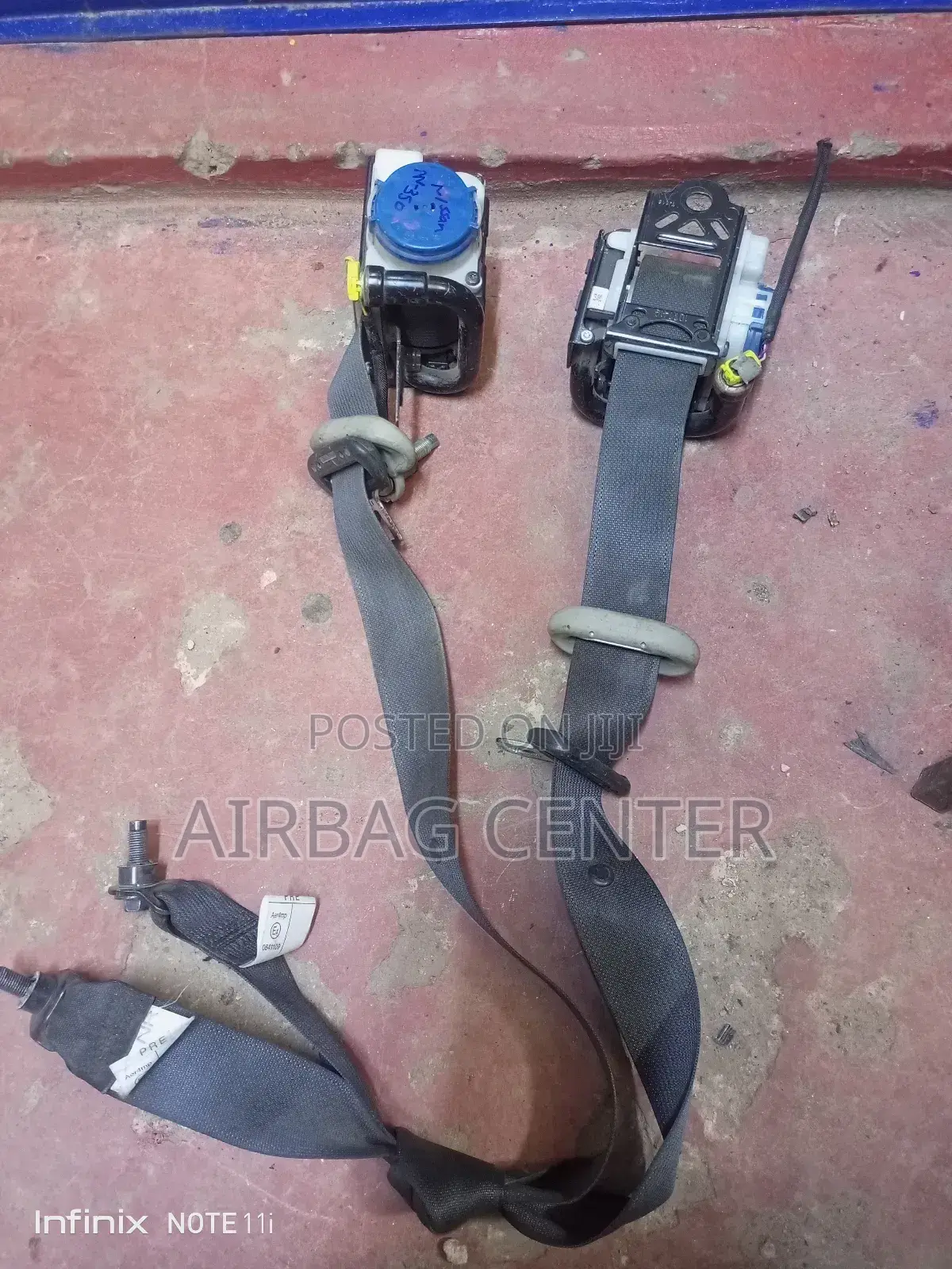 Caravan Nv 350 Seatbelts