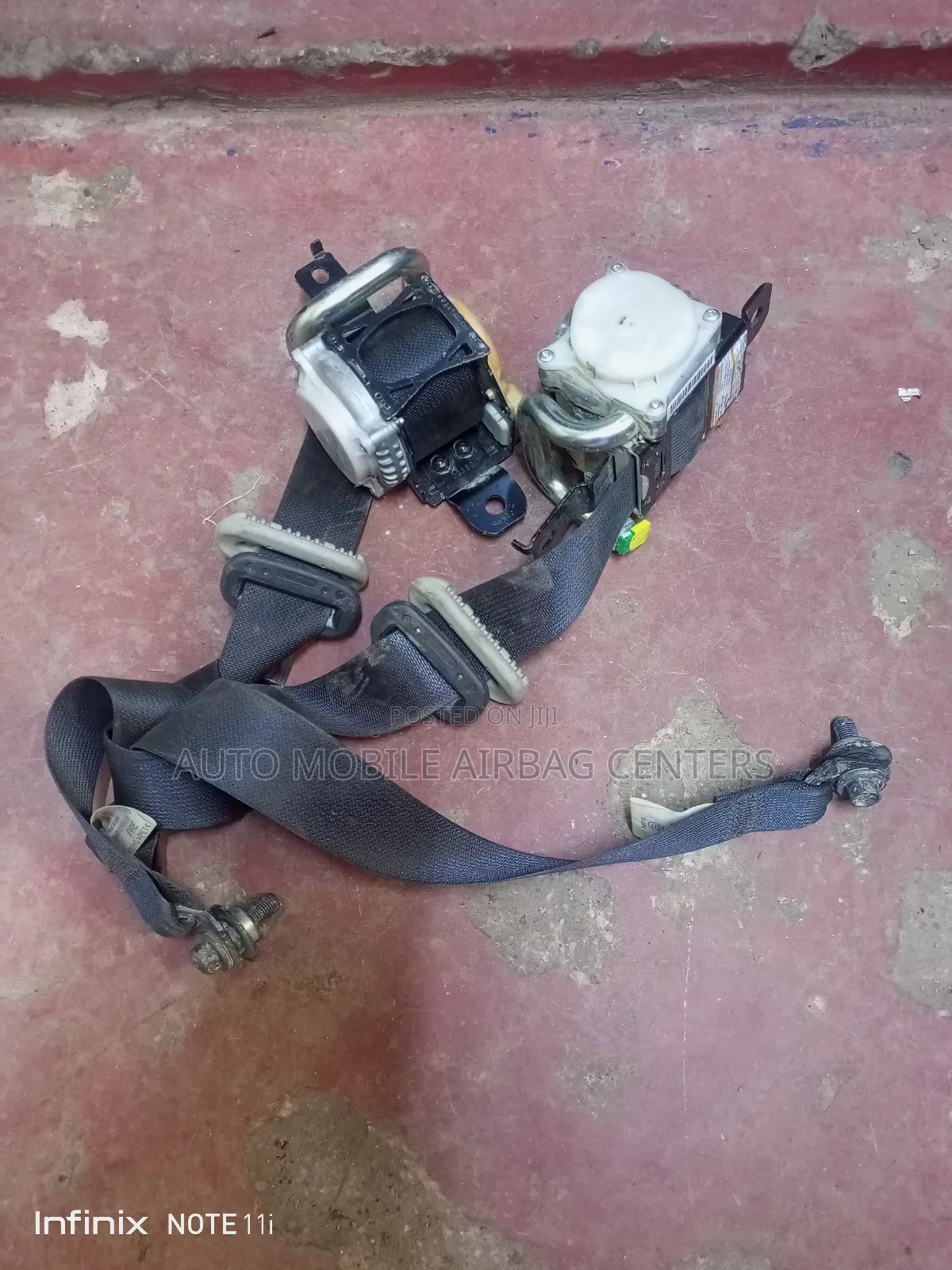 Honda Vezel Seat Belts