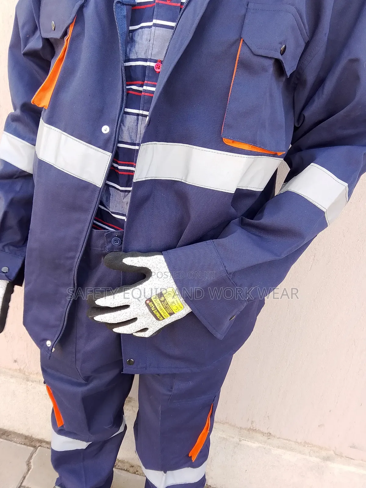 High Visibility Cargo (Broken)