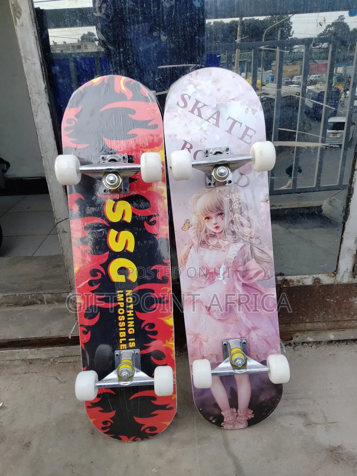 Professional Skates Board With Rubber Wheels
