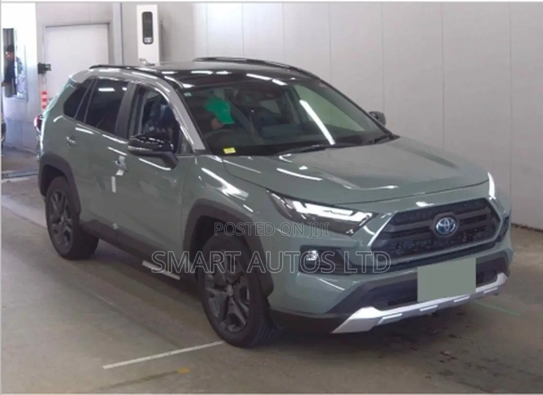 Toyota RAV4 Adventure AWD 2023 Green