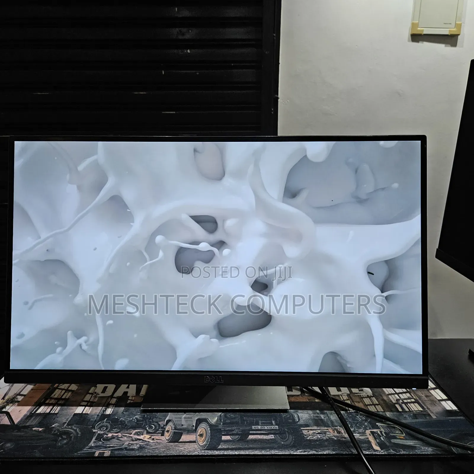 Dell U2515h Two K Resolution Monitor