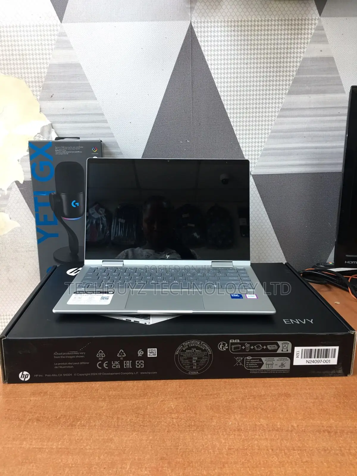 New Laptop HP Envy 14 16GB Intel Core I7 SSD 512GB
