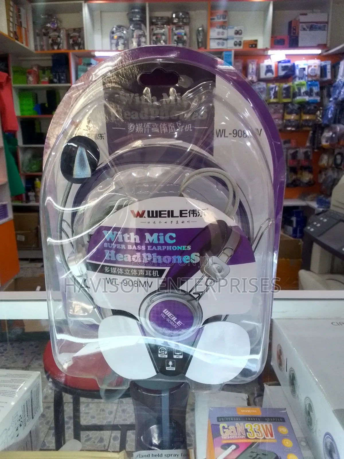 New Arrival Wired Headphones With Microphone