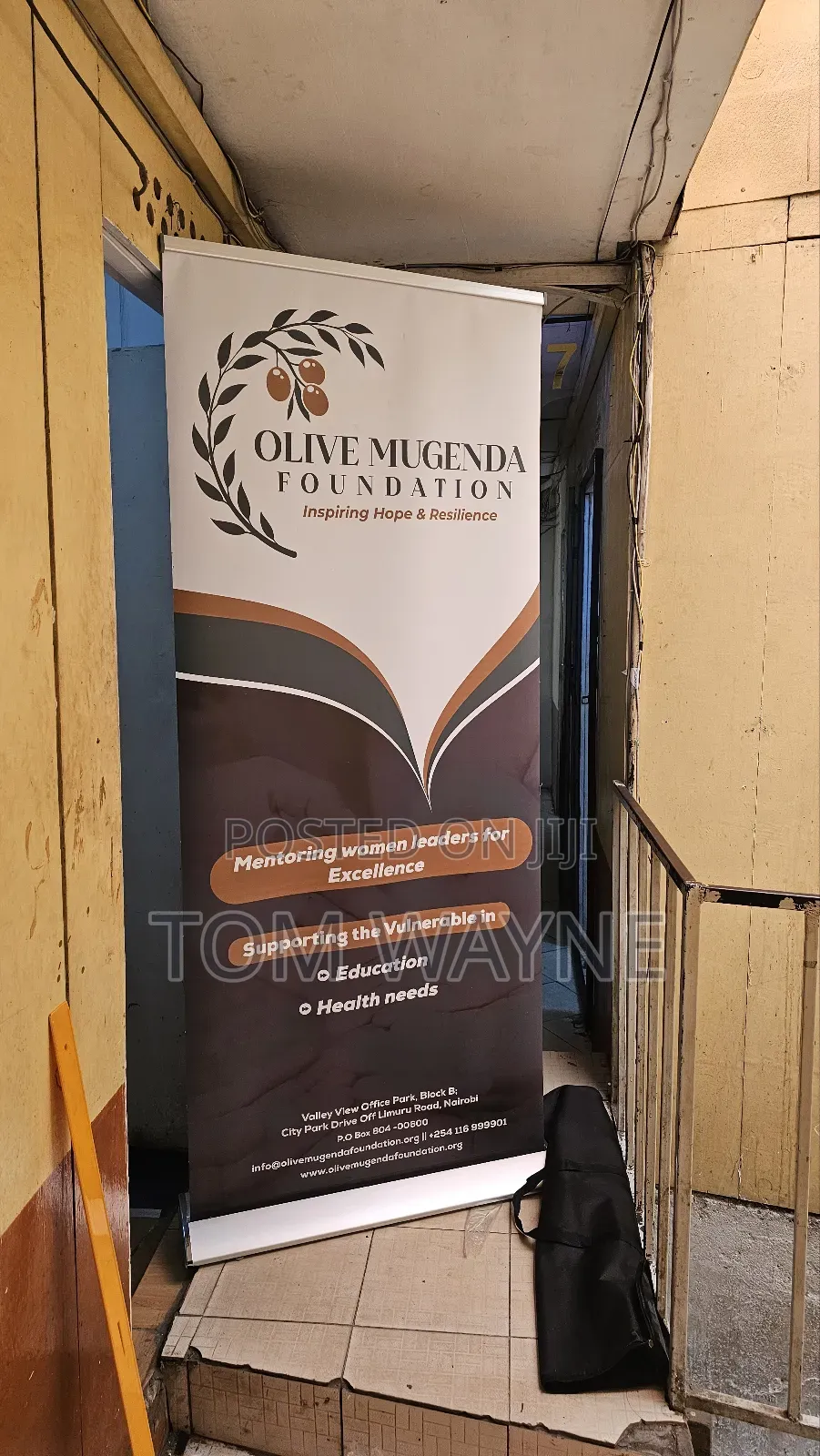 Pull Up Banner