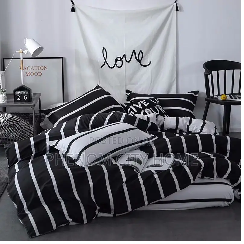 Black and White Duvet Cover Set