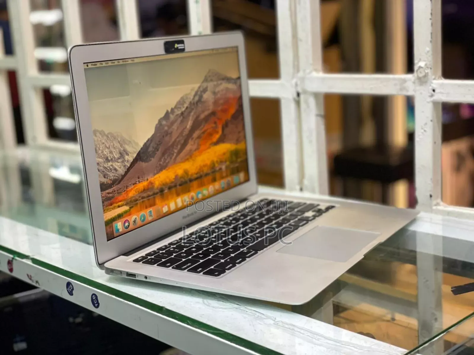 Laptop Apple MacBook Air 2015 8GB Intel Core I5 SSD 256GB