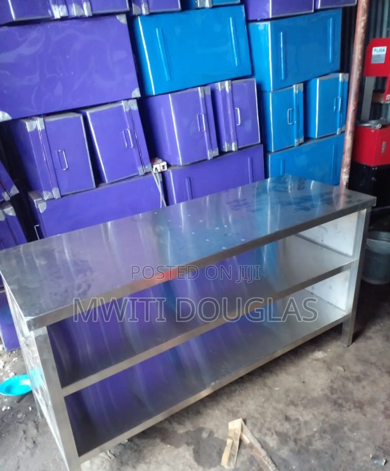 Market Winning Metallic Box Available 