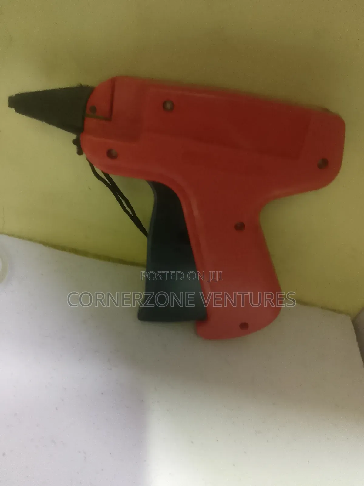 Tagging Gun