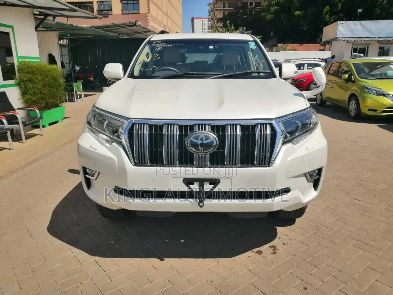Toyota Land Cruiser Prado 2.8 2018 White