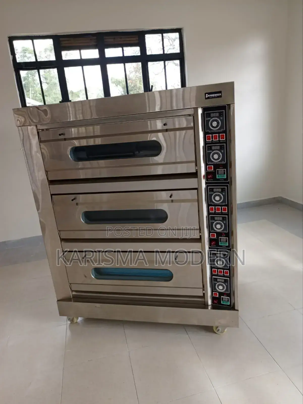 Deck Oven With Six Trays