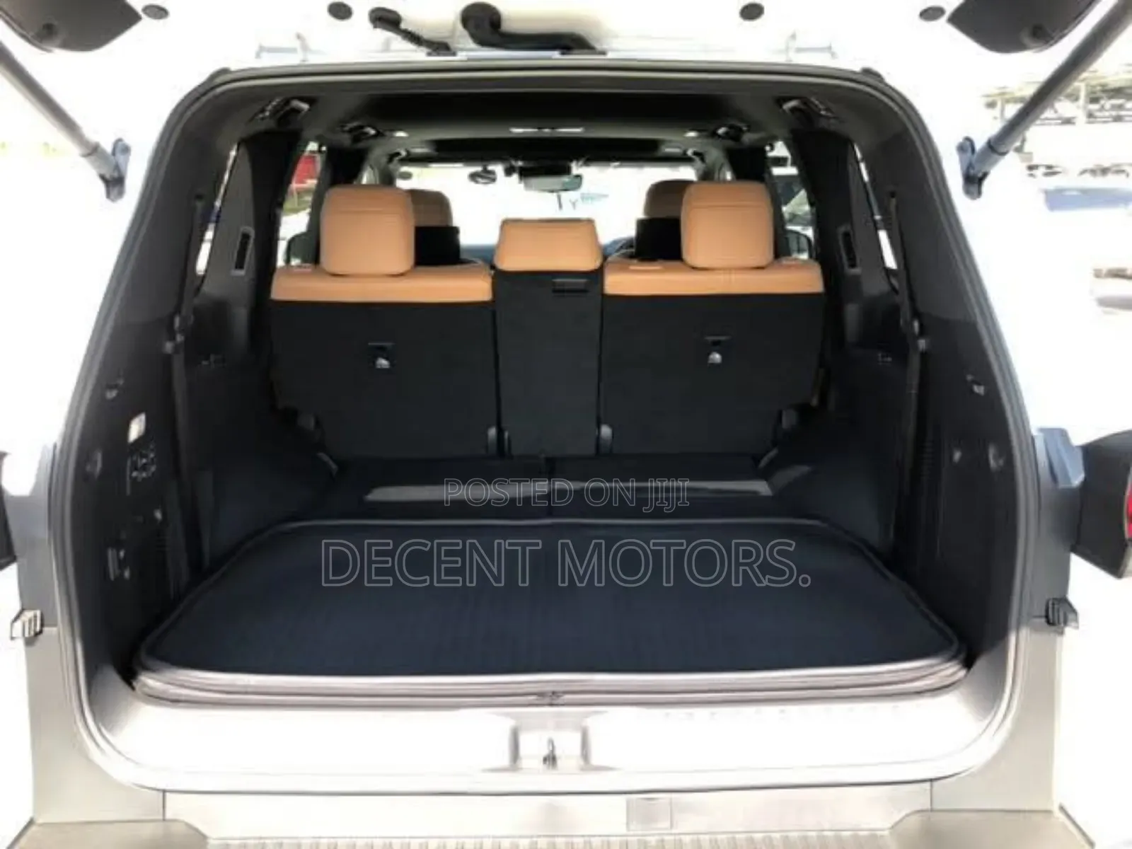 Lexus LX 2023 White