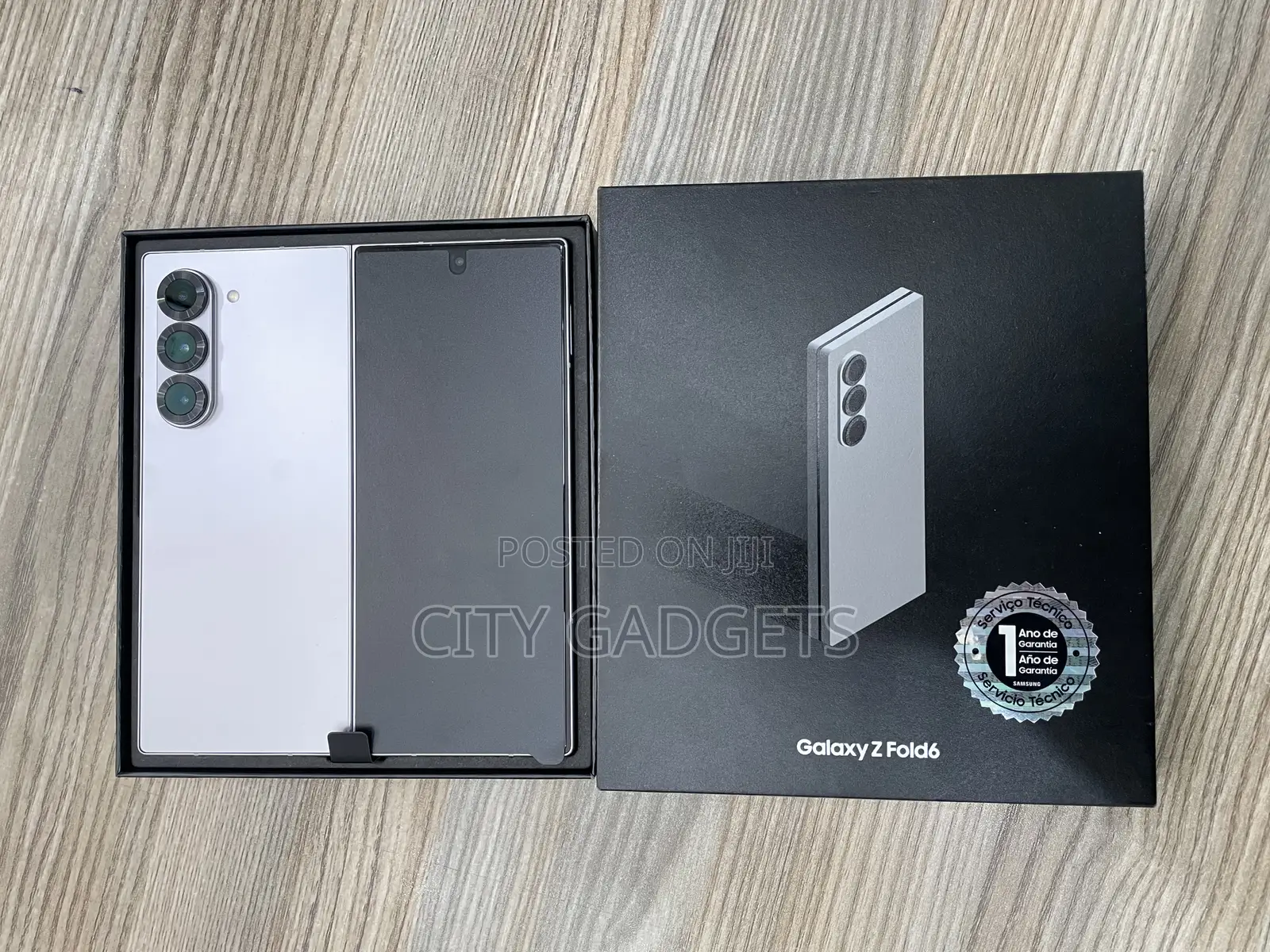 New Samsung Galaxy Z Fold6 256 GB Gray