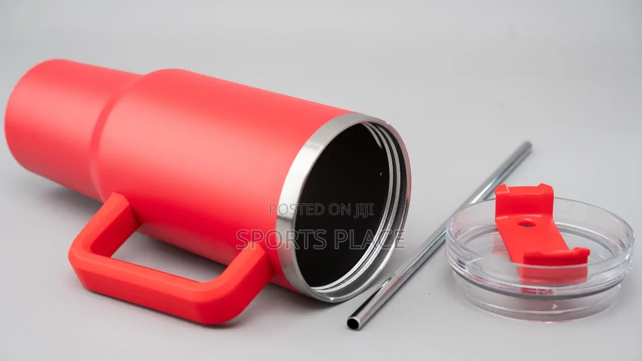 New Stanley Mug/Flask With Car Cup Holder Belly