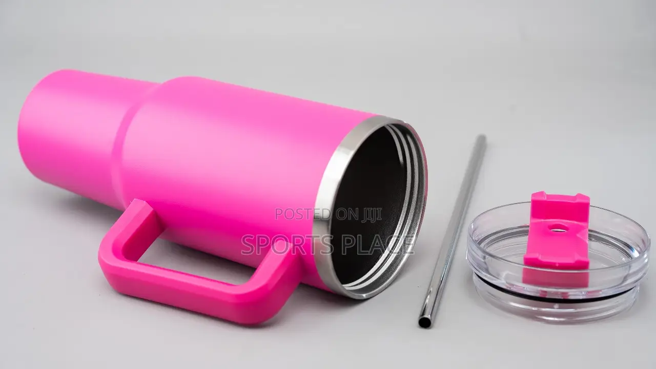 New Stanley Mug/Flask With Car Cup Holder Belly