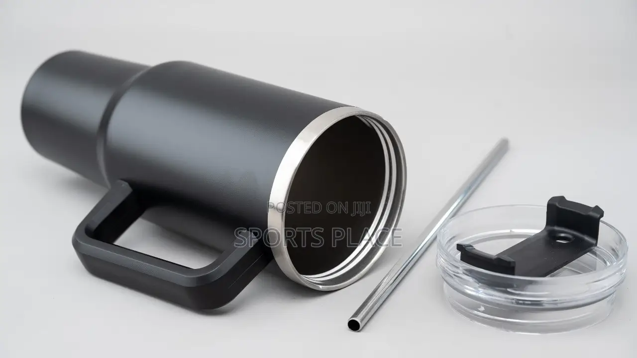 New Stanley Mug/Flask With Car Cup Holder Belly