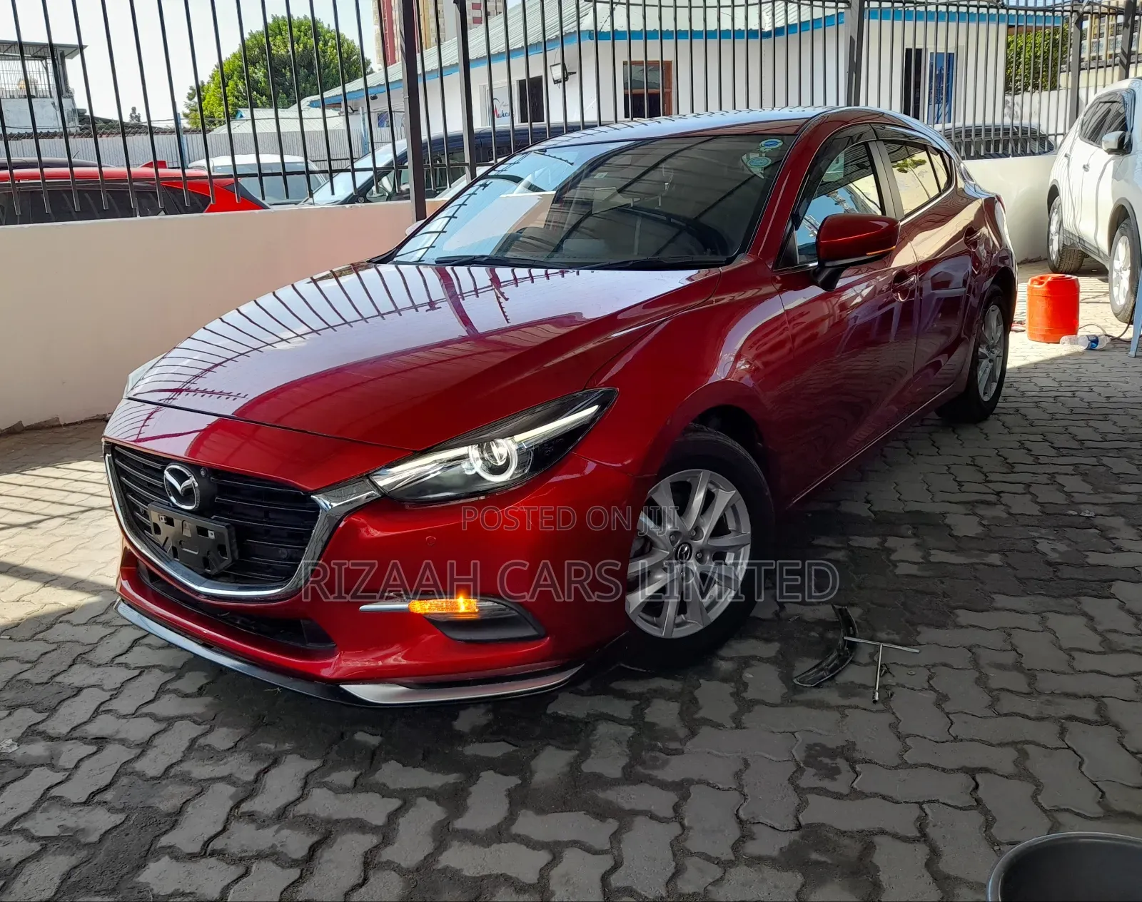 Mazda Axela 2018 Red