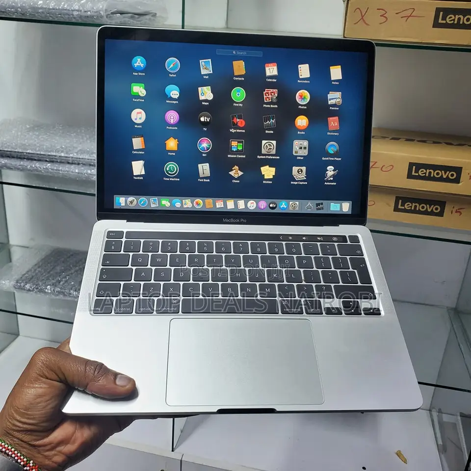 Laptop Apple MacBook Pro 2020 32GB Intel Core I7 SSD 512GB
