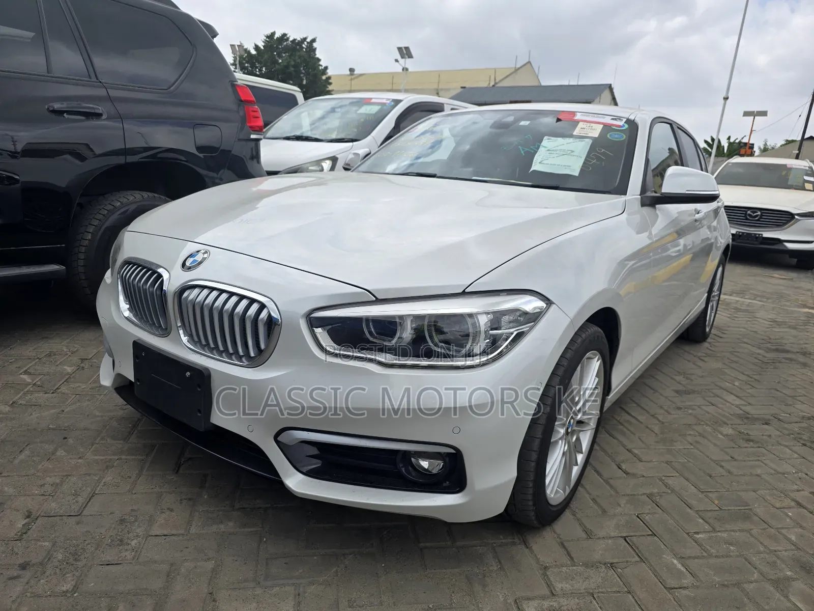 BMW 118i 2018 White