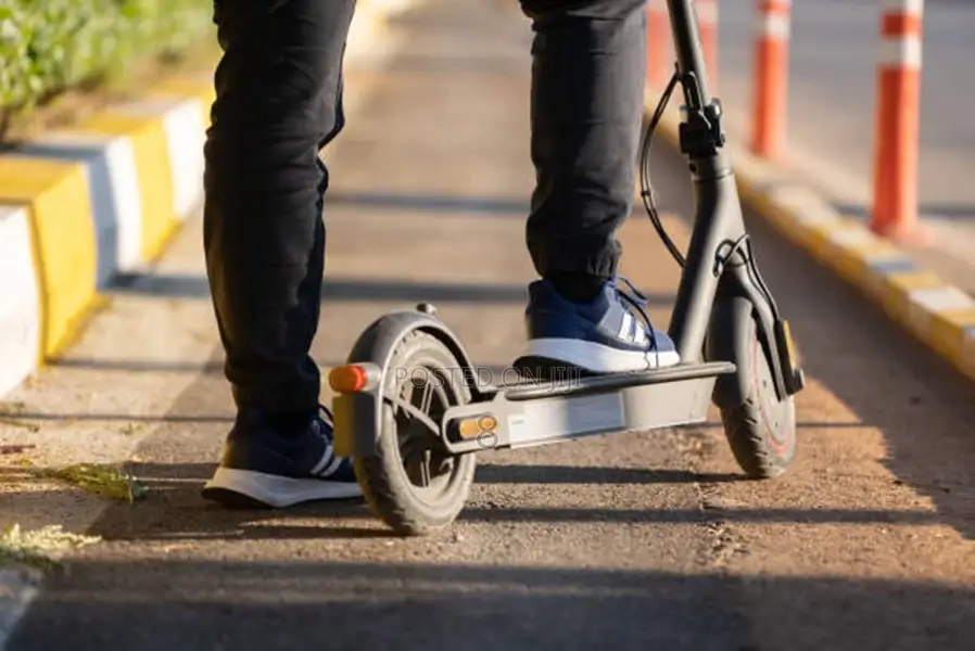 Smart Electric Scooter – Stylish Design