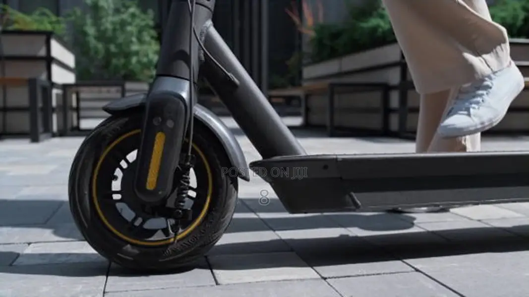Pro Electric Scooter for Adults – 40km Range, Smooth Rides